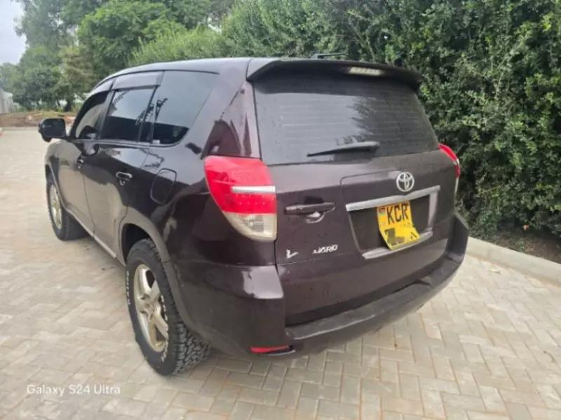 Toyota Rav4   - 2012