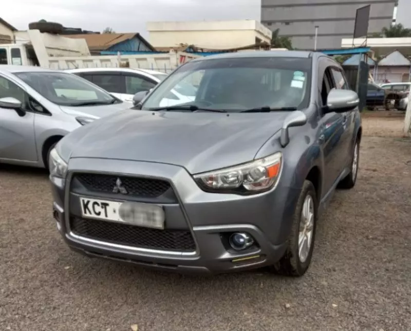 Mitsubishi RVR   - 2012