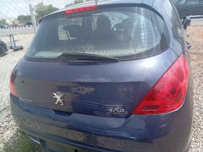 Peugeot 308   - 2005
