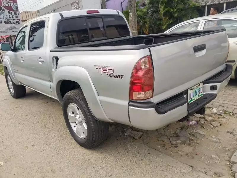 Toyota Tacoma