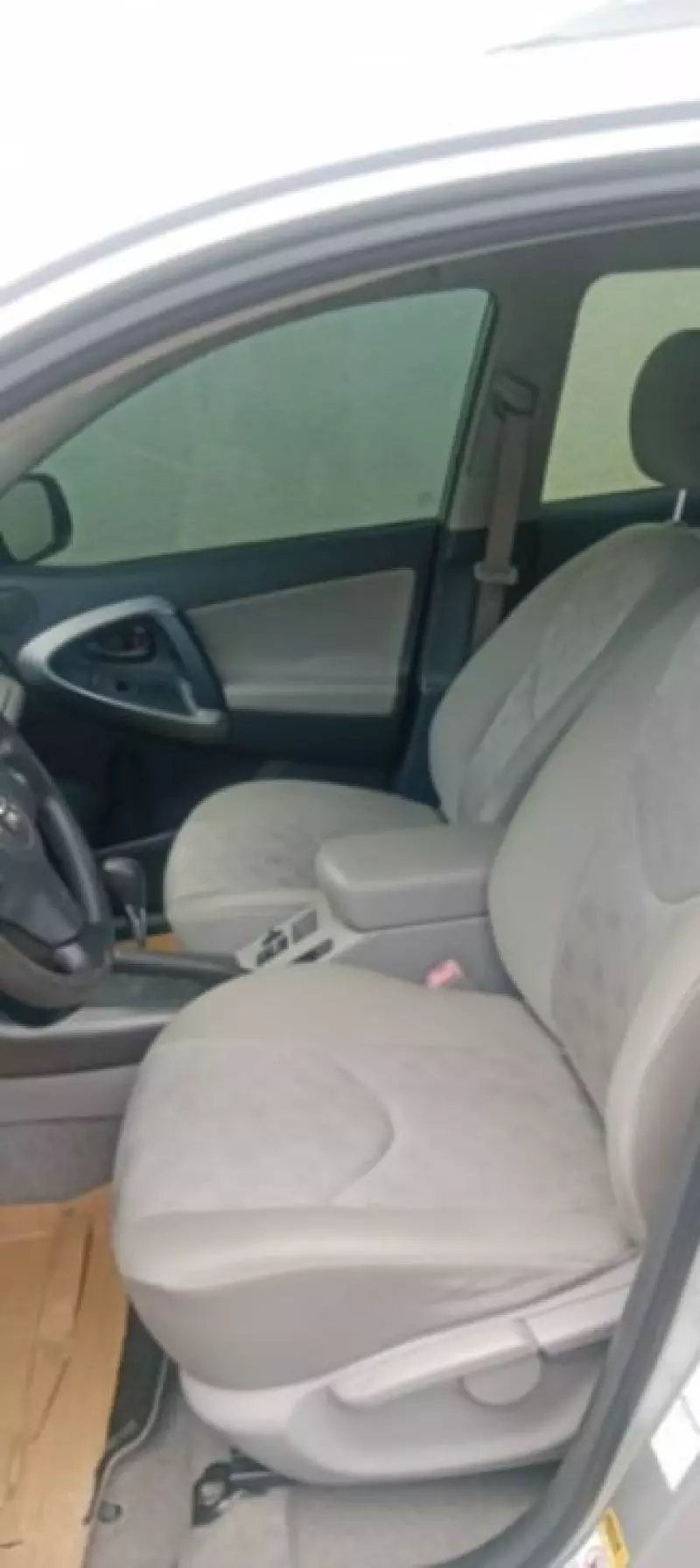Toyota RAV 4   - 2010