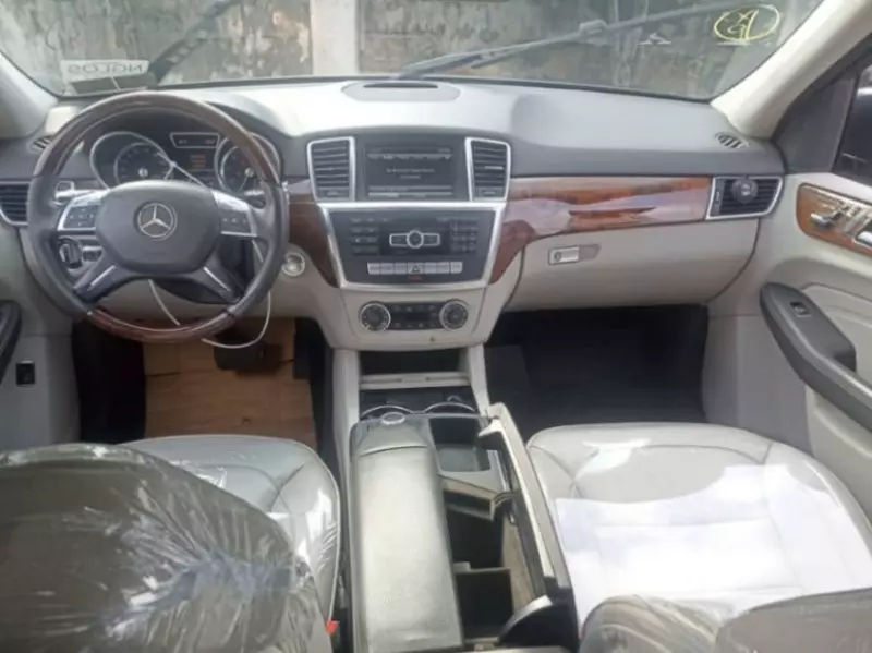 Mercedes-Benz ML 350   - 2013