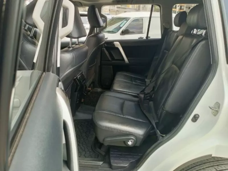 Toyota Land Cruiser Prado   - 2017