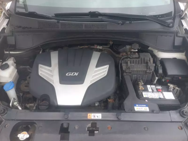 Hyundai Santa Fe   - 2015