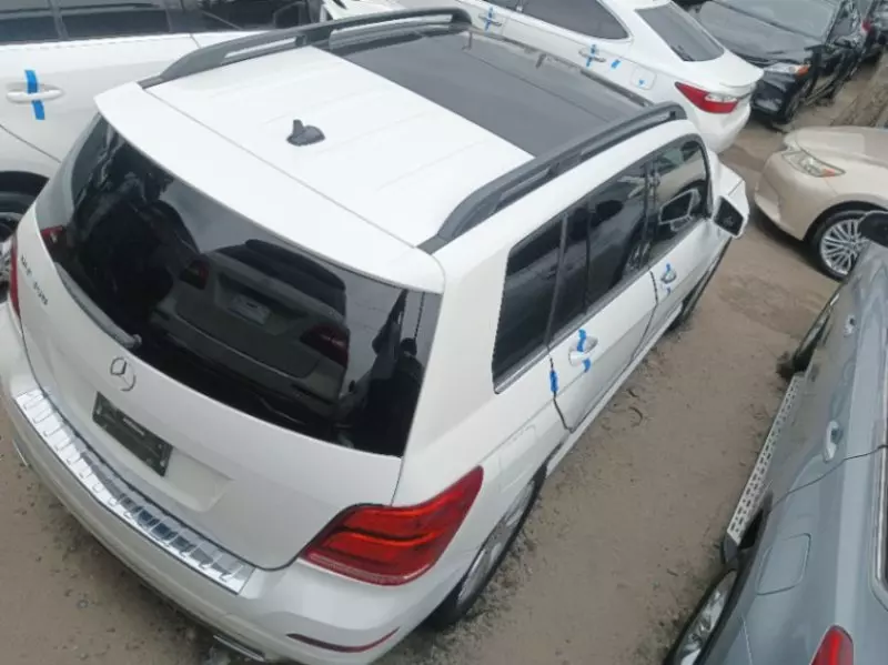 Mercedes-Benz GLK 350   - 2015