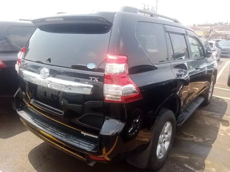 Toyota Landcruiser Prado   - 2016