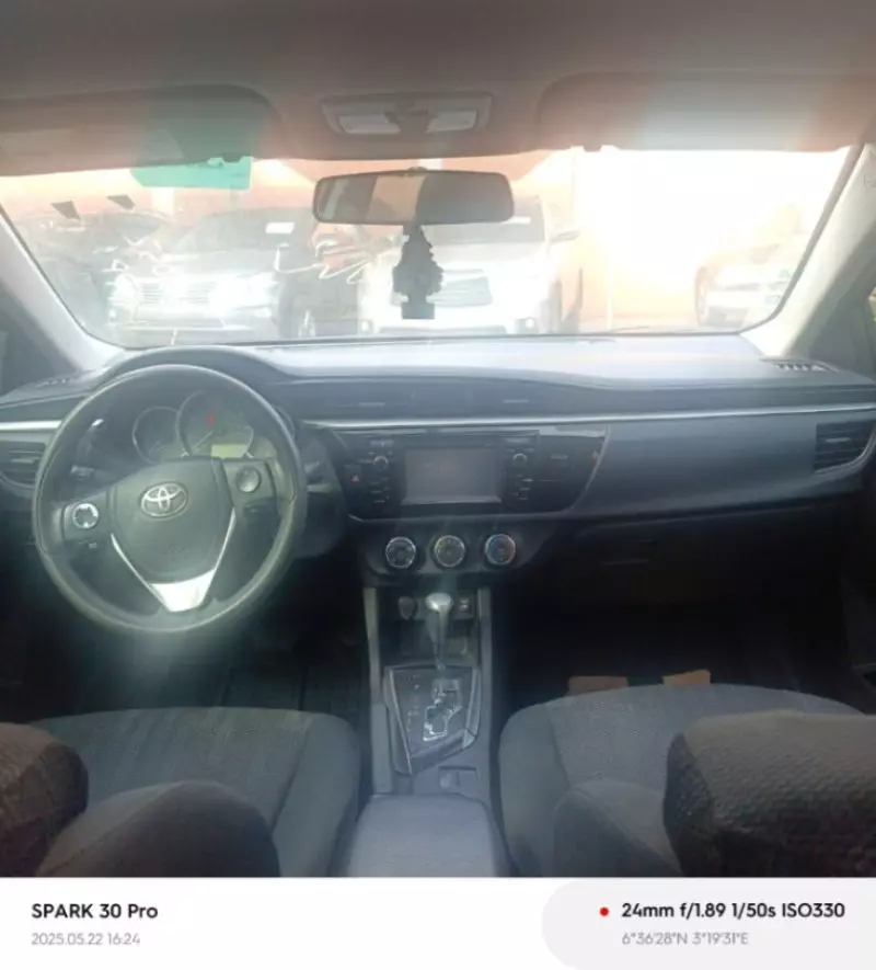 Toyota Corolla   - 2014