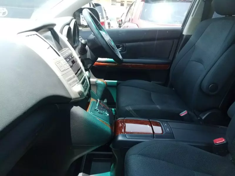 Toyota Harrier   - 2011