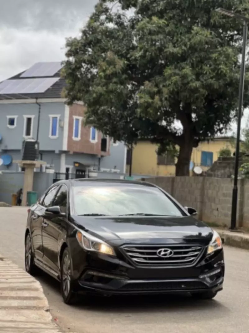 Hyundai Sonata   - 2017