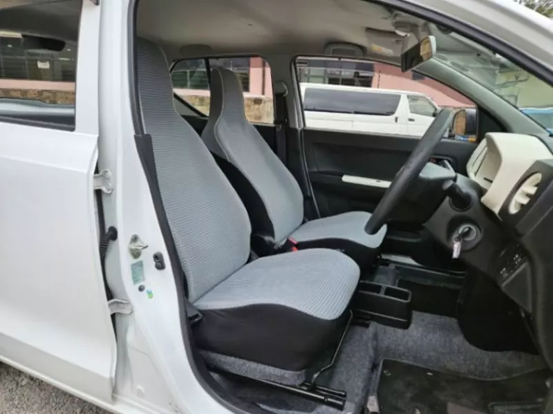Daihatsu Mira    - 2018