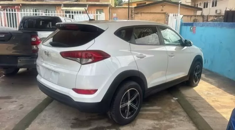 Hyundai Tucson   - 2019