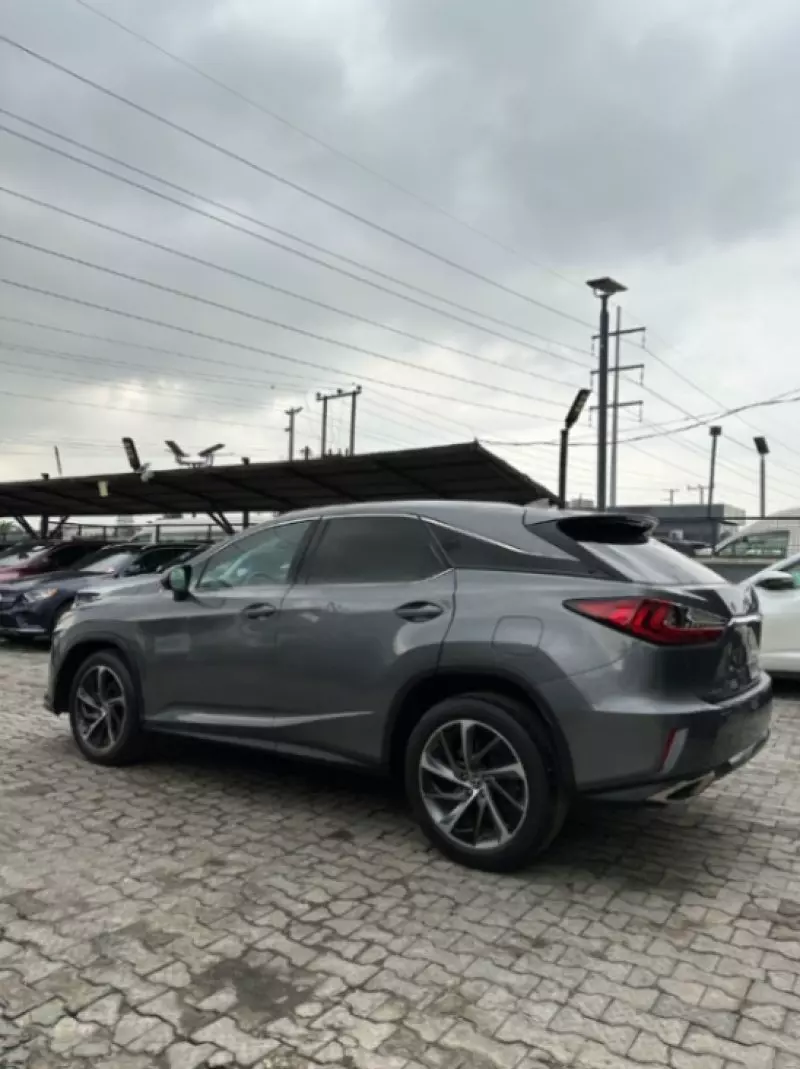 Lexus RX   - 2016