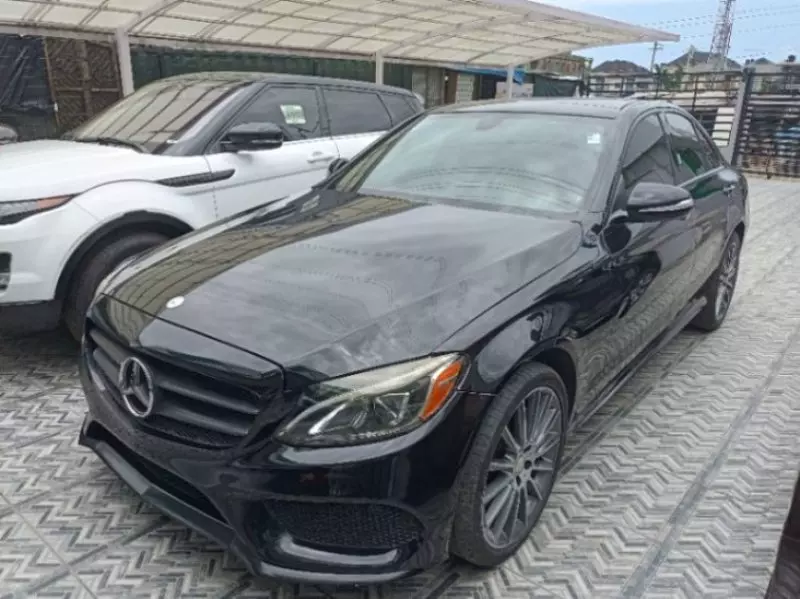 Mercedes-Benz C 300   - 2015