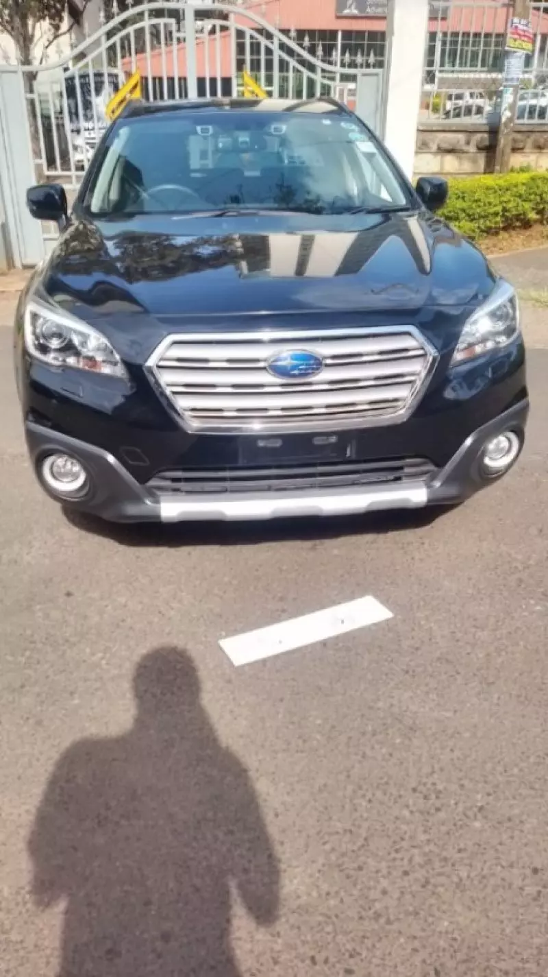 Subaru Outback   - 2016