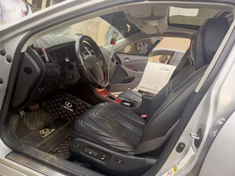 Lexus ES   - 2009