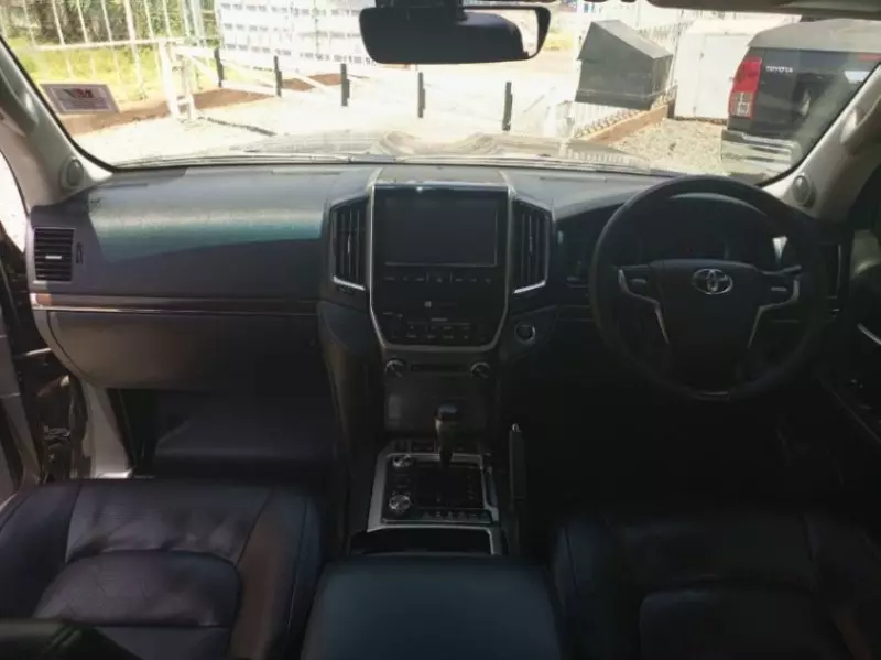 Toyota Landcruiser Vx V8    - 2017
