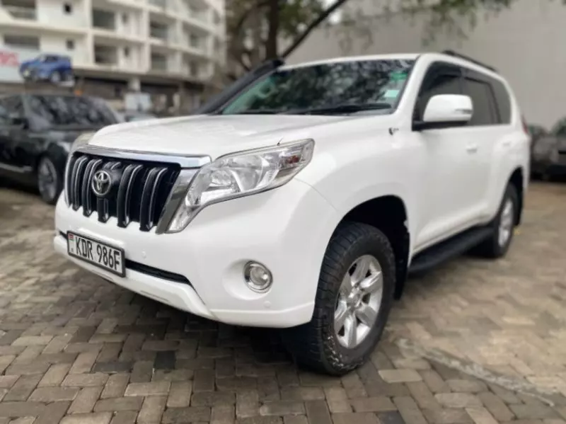 Toyota Landcruiser Prado   - 2017