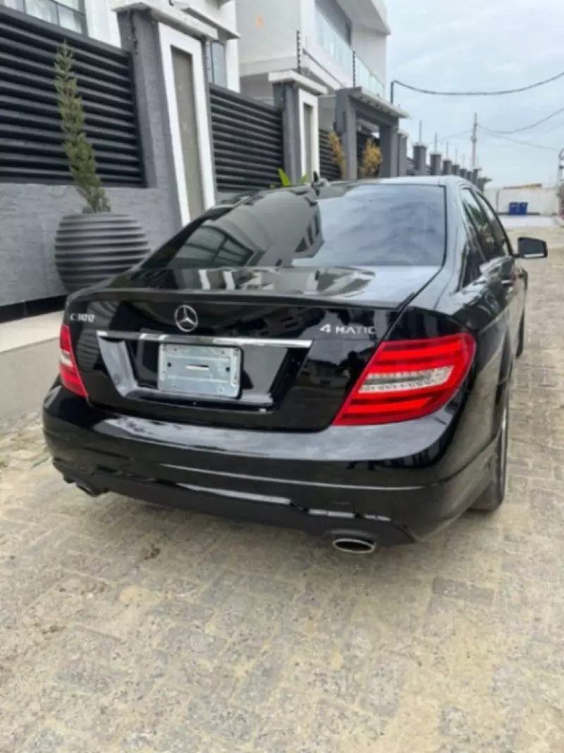 Mercedes-Benz C-Class   - 2014