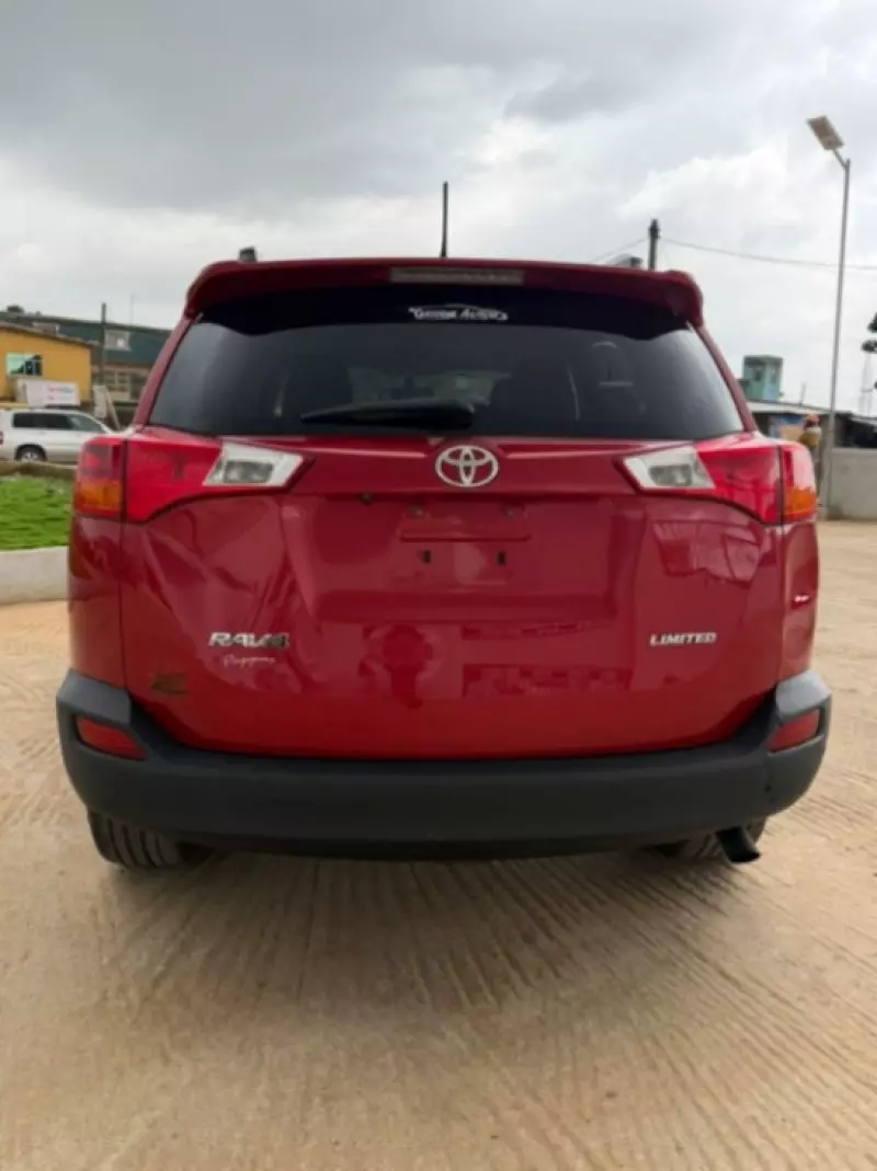Toyota RAV 4 - 2013