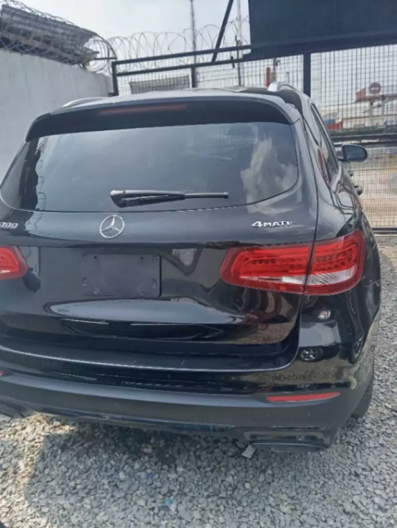 Mercedes-Benz GLC 300