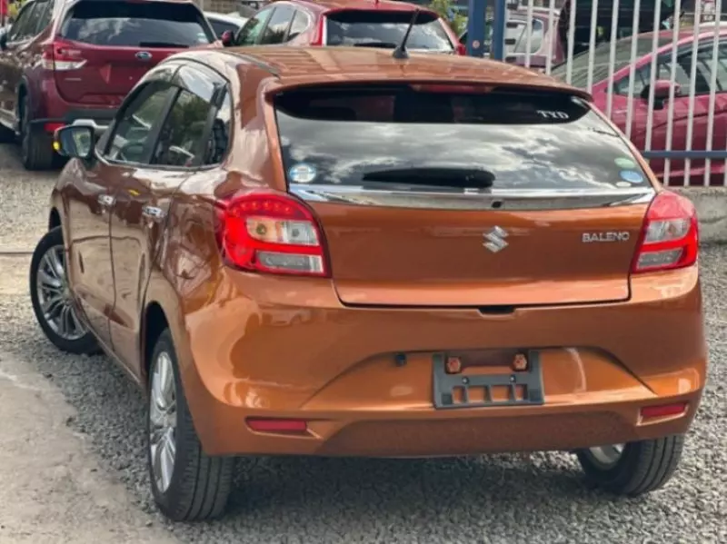 SUZUKI Baleno GLX - 2020