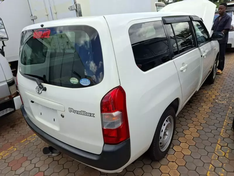 Toyota Probox - 2016