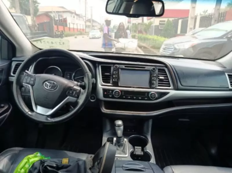 Toyota Highlander - 2014