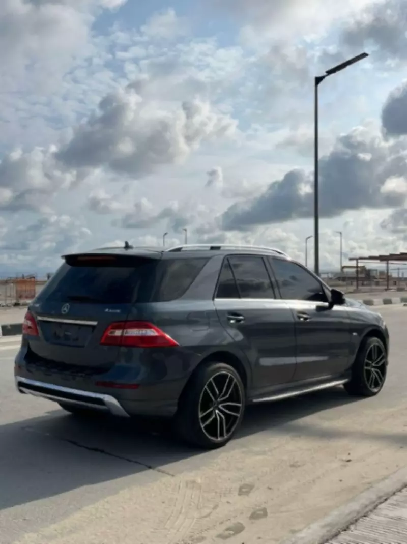 Mercedes-Benz ML 350   - 2013