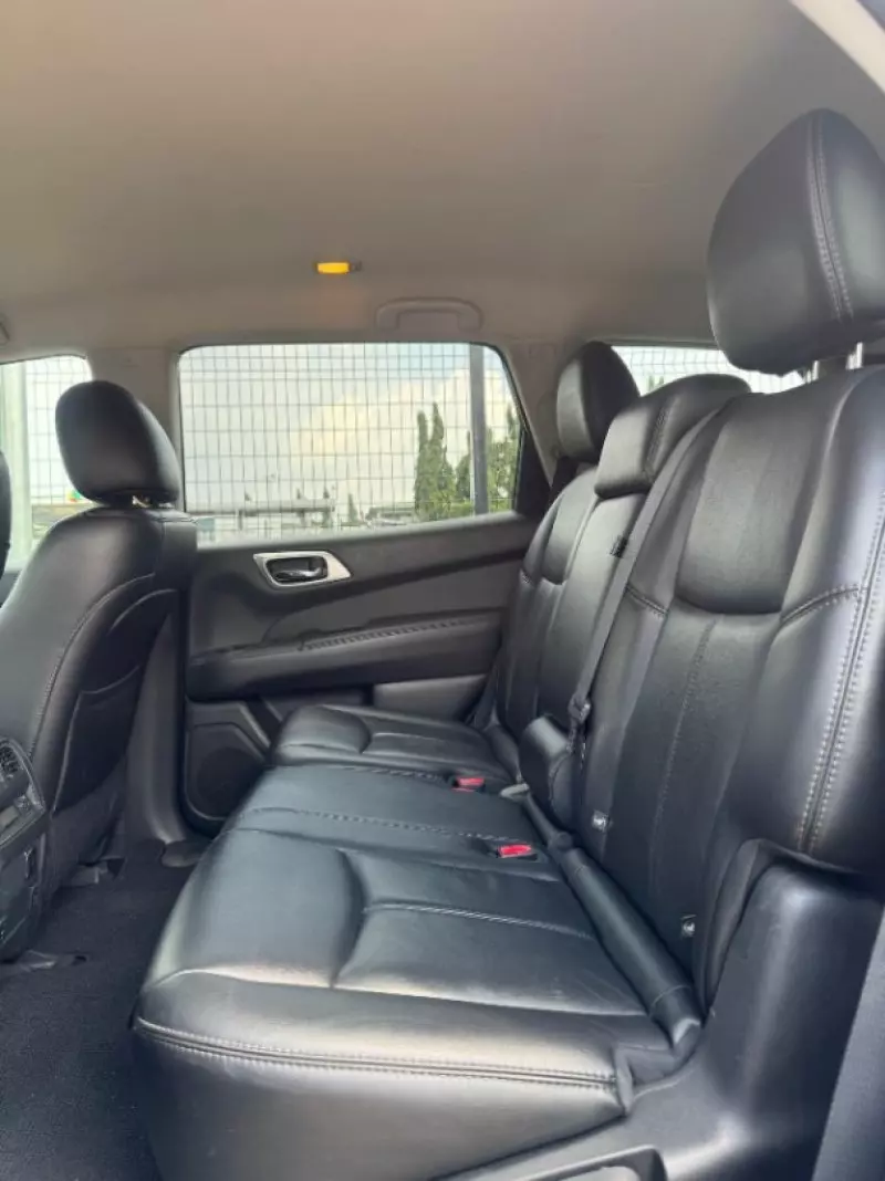 Nissan Pathfinder   - 2015