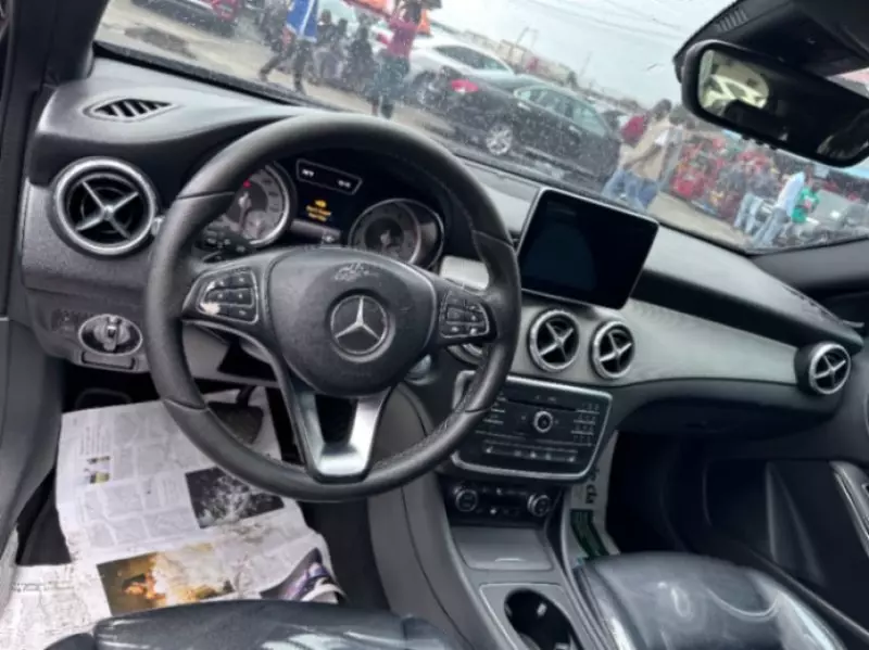 Mercedes-Benz GLA 250   - 2017