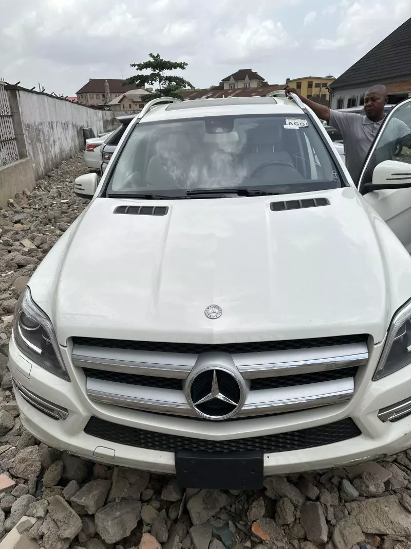 Mercedes-Benz 450   - 2013