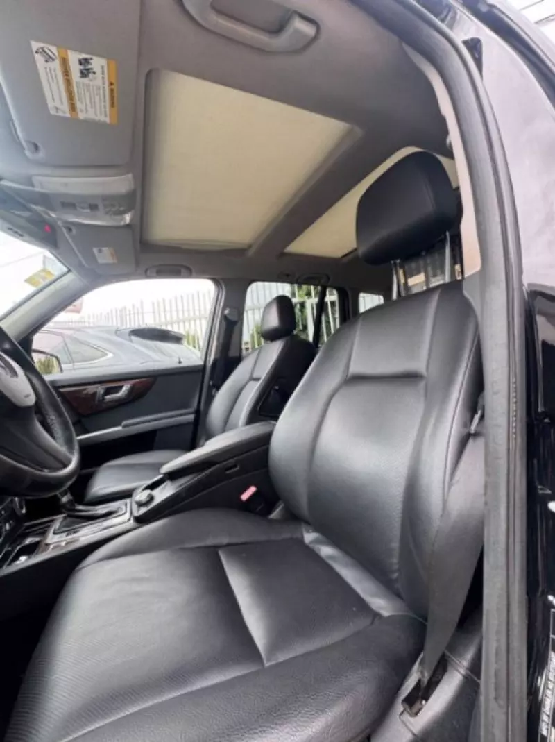 Mercedes-Benz GLK 350   - 2011