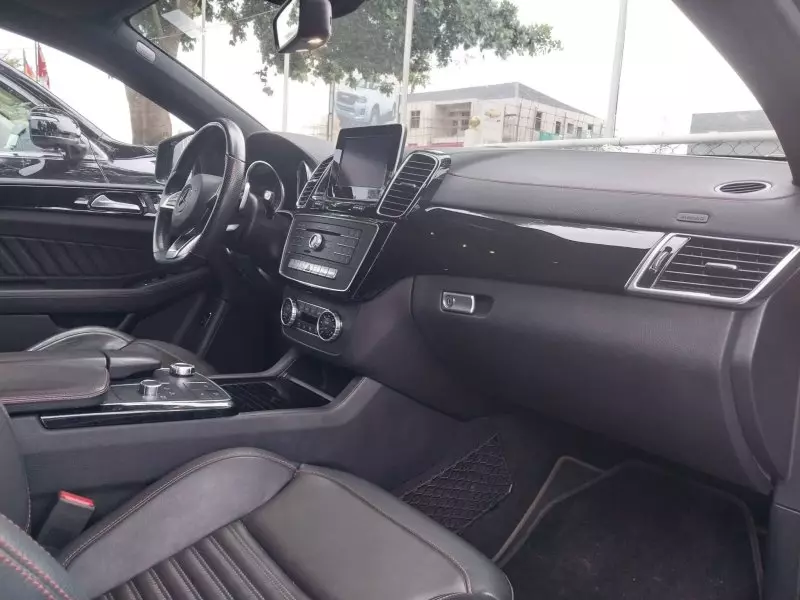 Mercedes-Benz C 43 AMG   - 2019