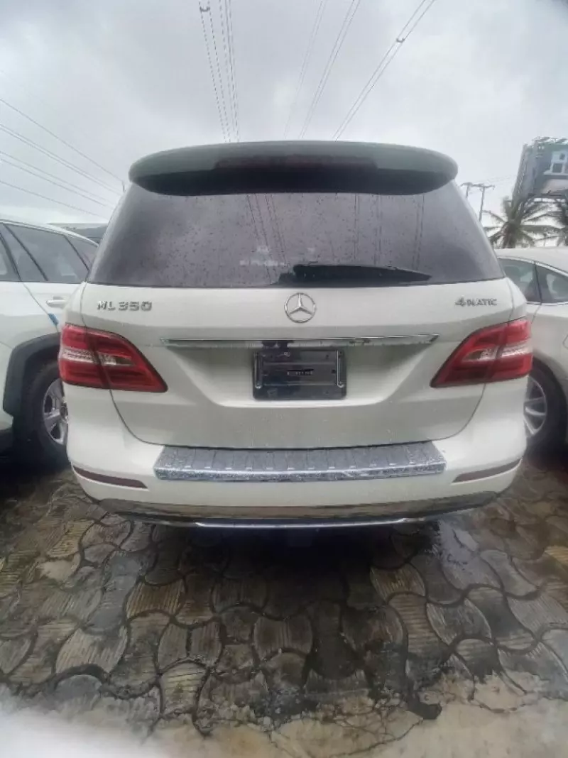 Mercedes-Benz ML 350   - 2012