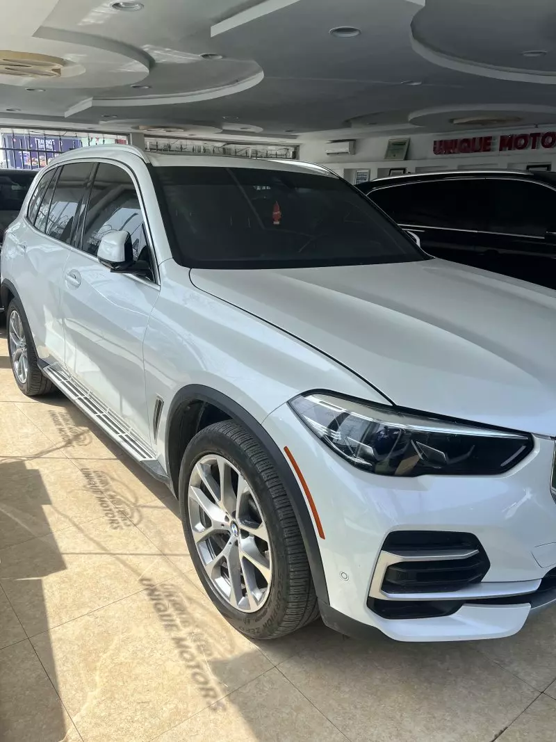BMW X5   - 2023