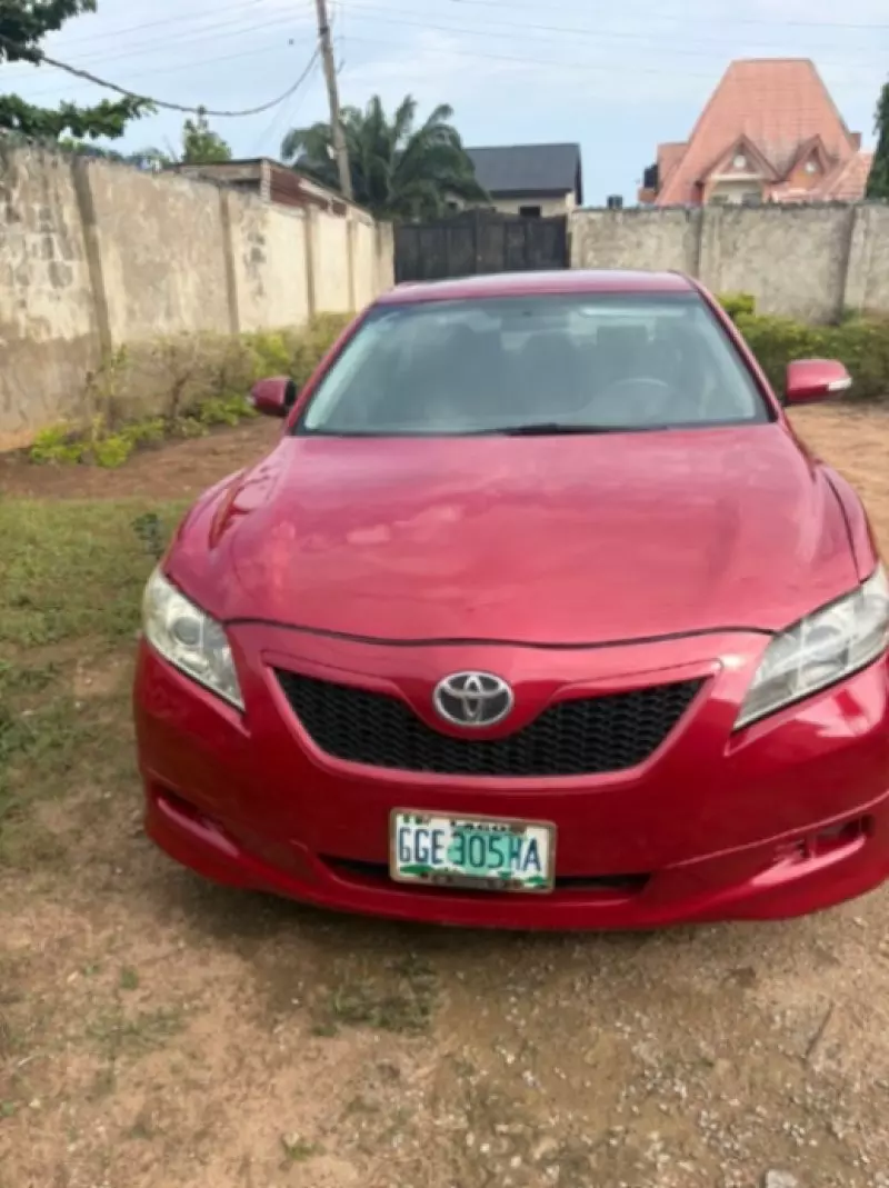 Toyota Camry   - 2008