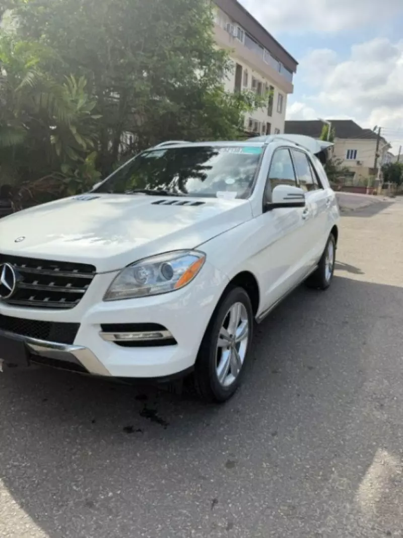 Mercedes-Benz ML 350   - 2012