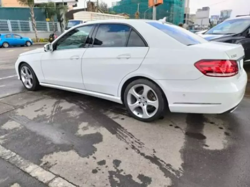 Mercedes-Benz E 350   - 2015