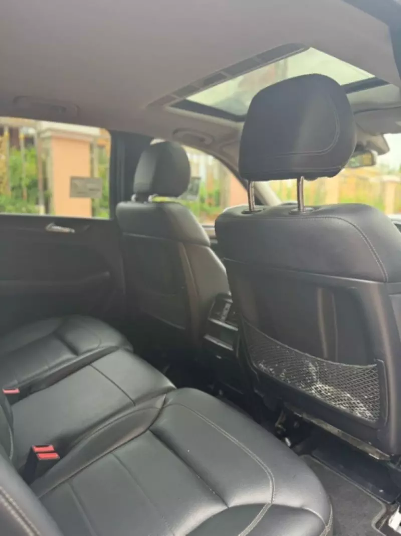 Mercedes-Benz ML 350   - 2012