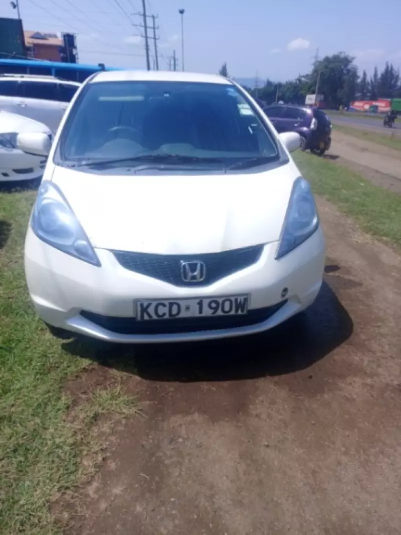Honda Fit   - 2014