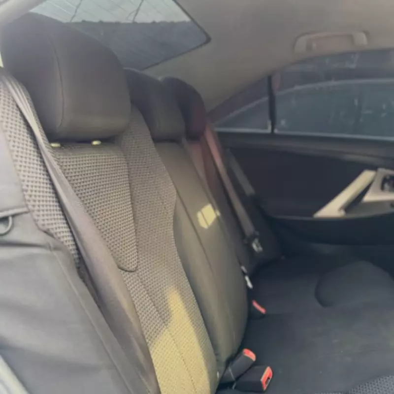 Toyota Camry   - 2011