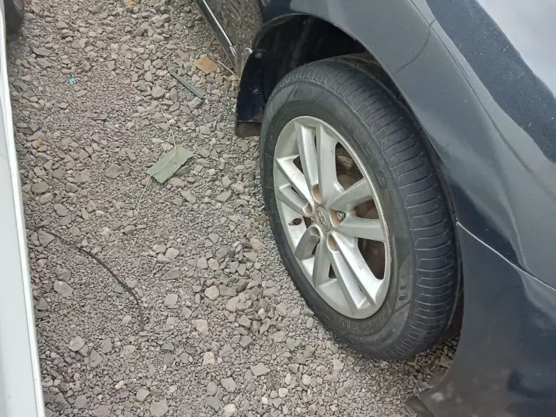 Toyota Auris   - 2009