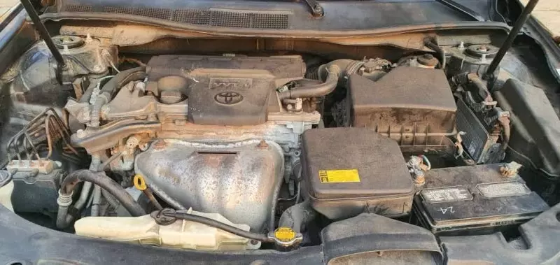 Toyota Camry   - 2013