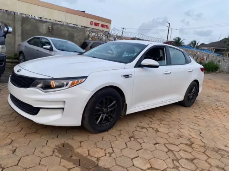 KIA Optima   - 2018