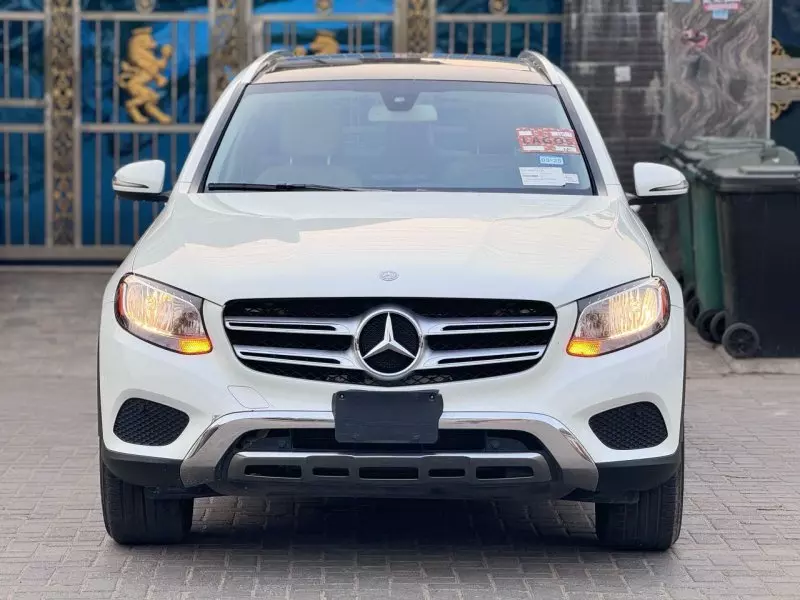 Mercedes-Benz GLC 300   - 2017