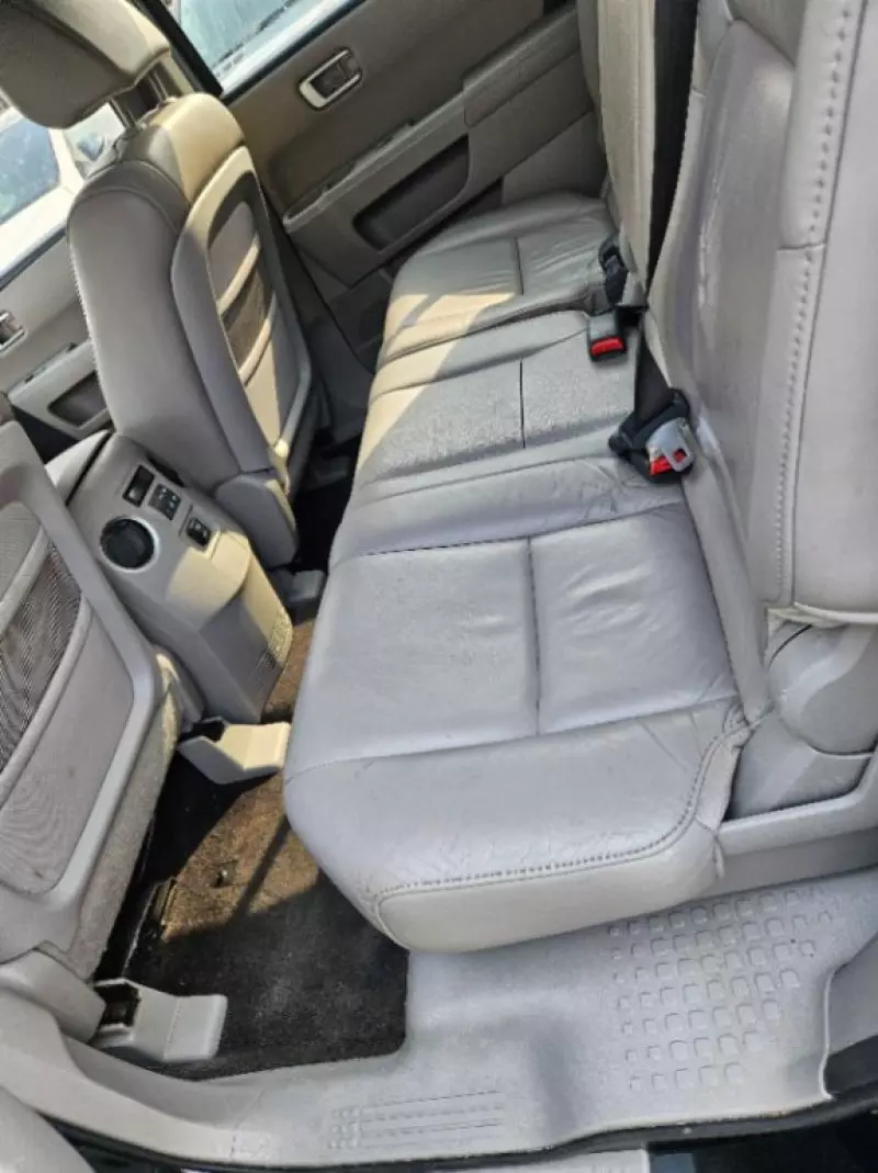 Honda Pilot   - 2011