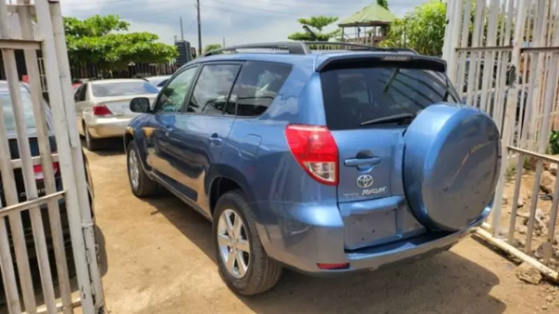 Toyota RAV4   - 2007