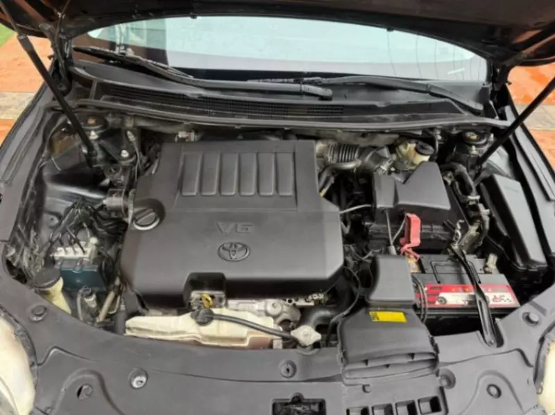 Toyota Avalon   - 2016