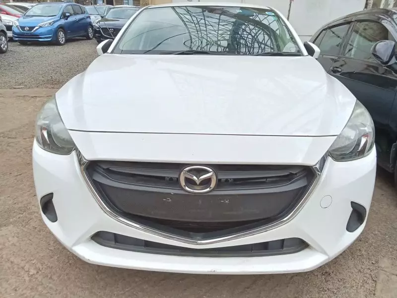 Mazda Demio   - 2017