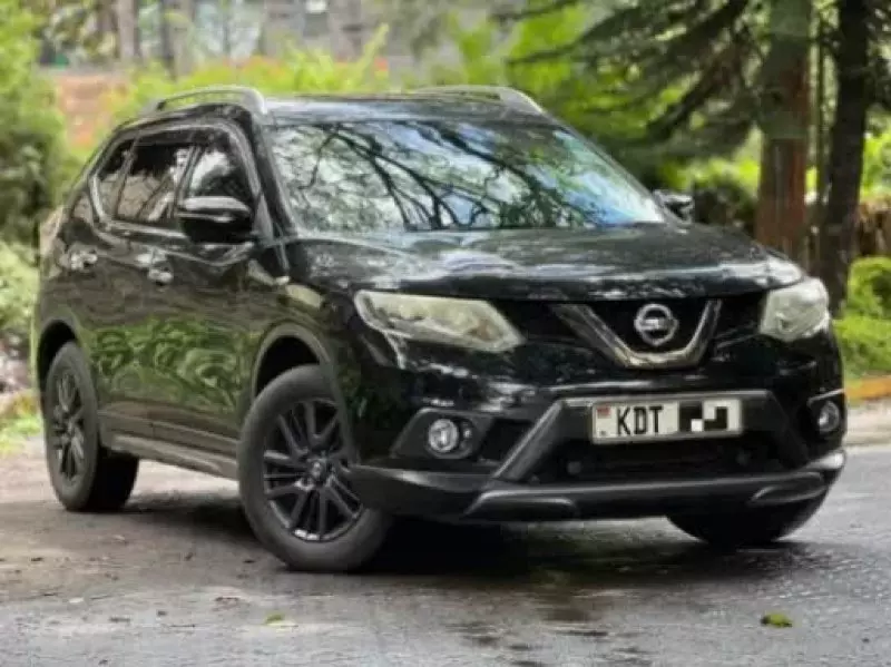 Nissan X-Trail   - 2017